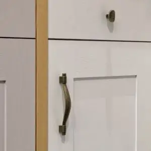 reeded handle